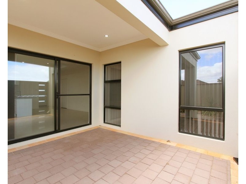 39B Selhurst Way, Balga WA 6061