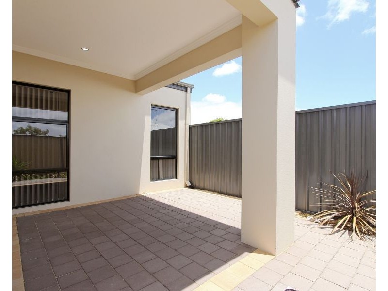 39B Selhurst Way, Balga WA 6061