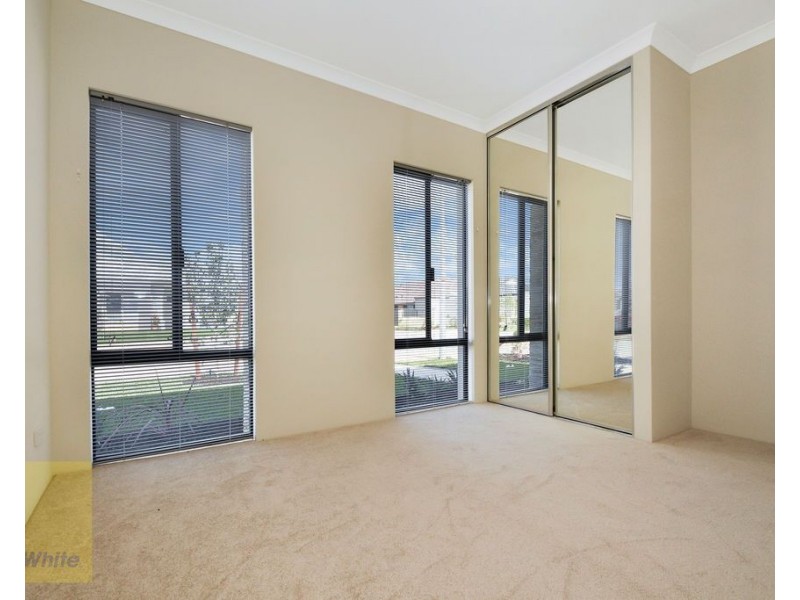 58 Castella Drive, Caversham WA 6055