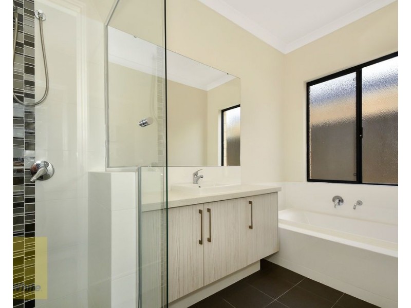 58 Castella Drive, Caversham WA 6055