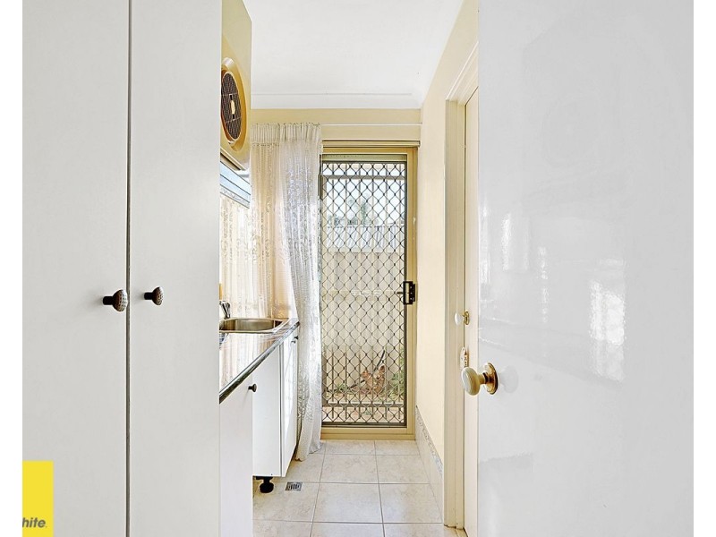 11 Ellenbrae Place, Marangaroo WA 6064