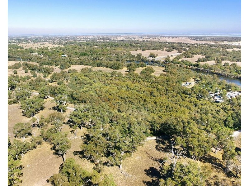 16/70 Rodoreda Crescent, Ravenswood WA 6208