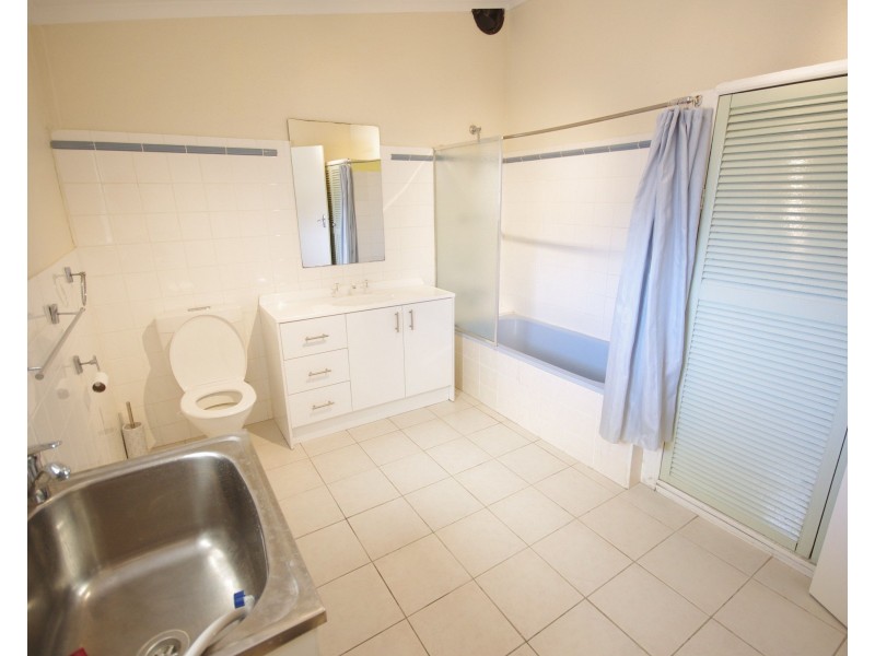 32 Shaftesbury Avenue, Bayswater WA 6053