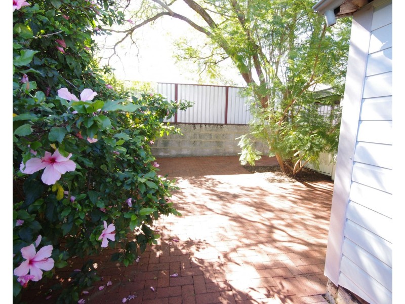 32 Shaftesbury Avenue, Bayswater WA 6053