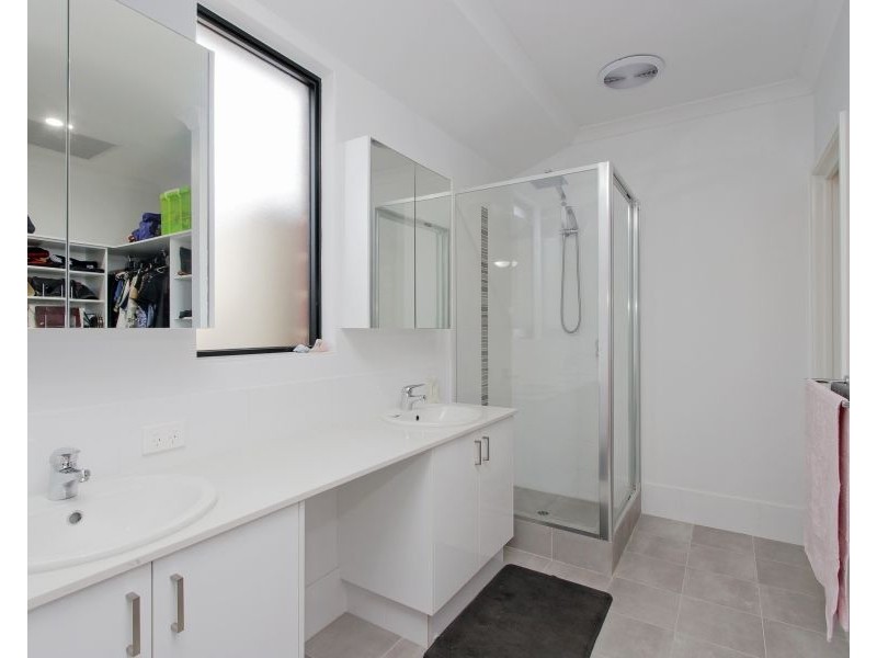 3 Langdon Loop, Caversham WA 6055