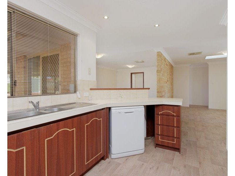 12 Camm Place, Beechboro WA 6063