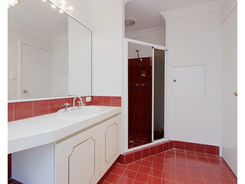 12 Camm Place, Beechboro WA 6063