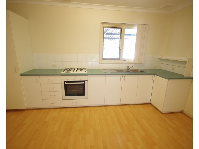 6D Connell Way, Girrawheen WA 6064