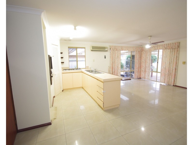 3 Hess Court, Marangaroo WA 6064