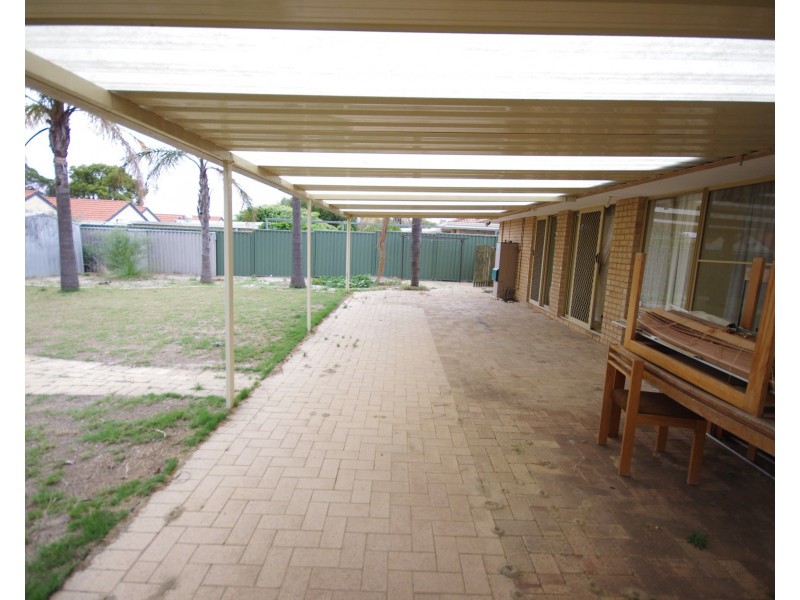 3 Hess Court, Marangaroo WA 6064