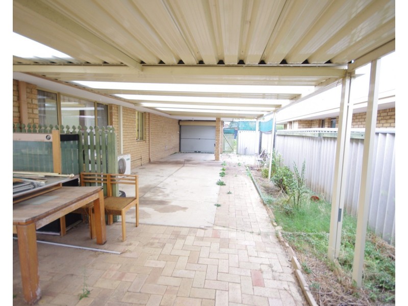 3 Hess Court, Marangaroo WA 6064