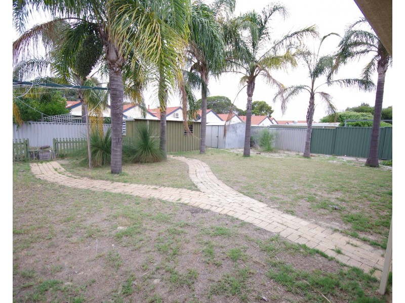 3 Hess Court, Marangaroo WA 6064