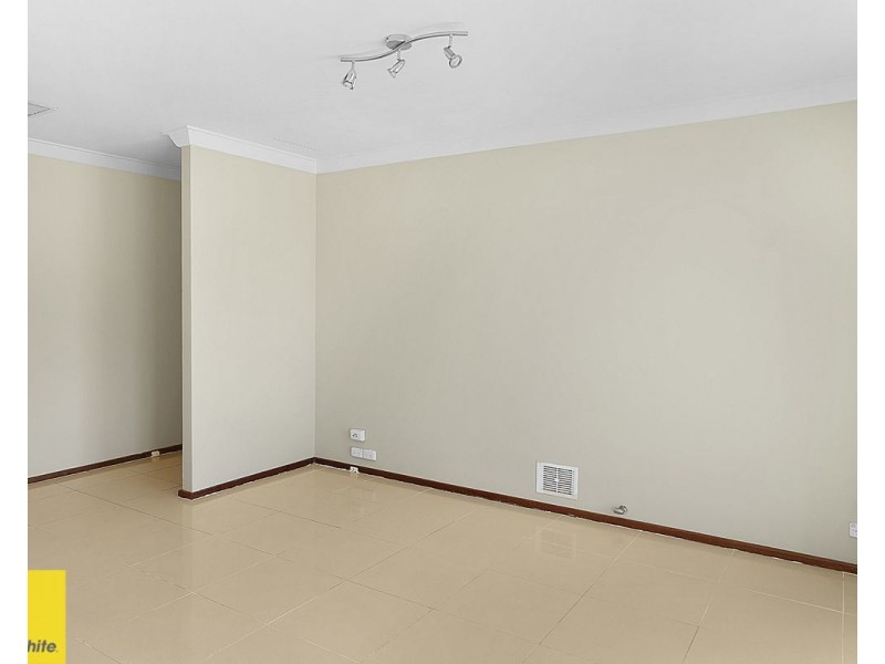 52 Curtis Way, Girrawheen WA 6064