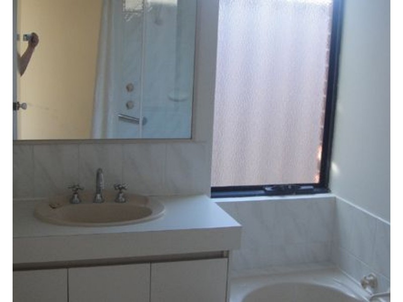 3/283 Amelia Street, Westminster WA 6061