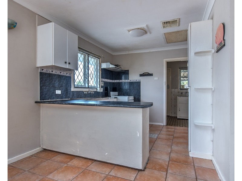 17 Pannell Way, Girrawheen WA 6064
