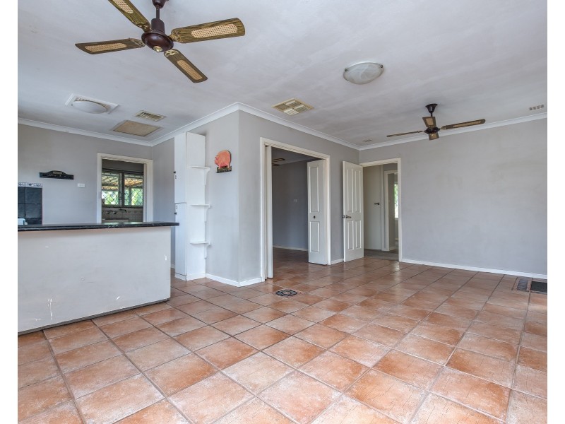 17 Pannell Way, Girrawheen WA 6064