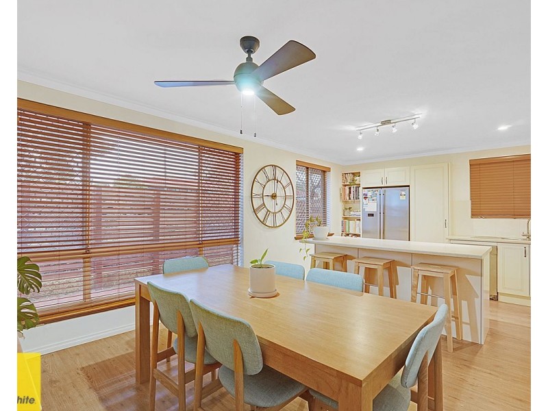 26 Whitworth Avenue, Girrawheen WA 6064