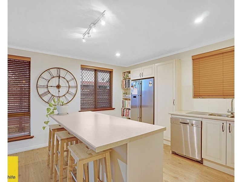 26 Whitworth Avenue, Girrawheen WA 6064