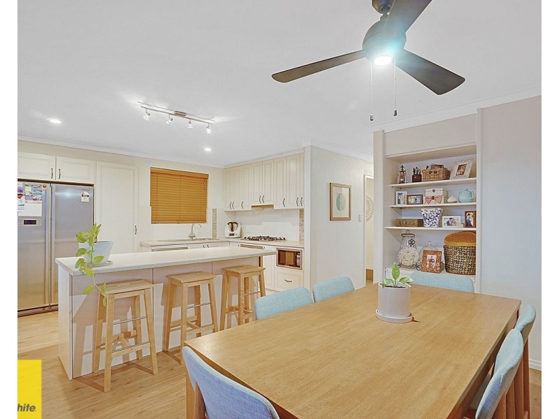 26 Whitworth Avenue, Girrawheen WA 6064