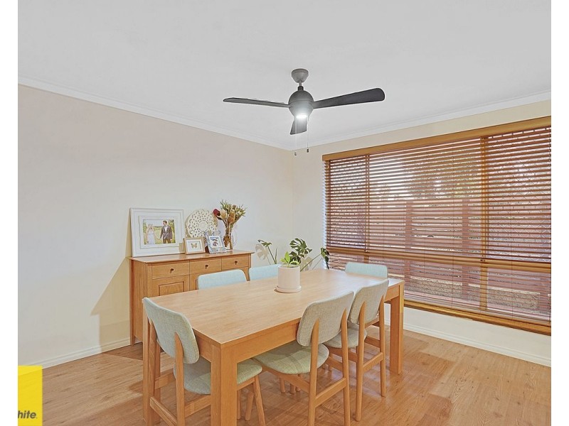 26 Whitworth Avenue, Girrawheen WA 6064