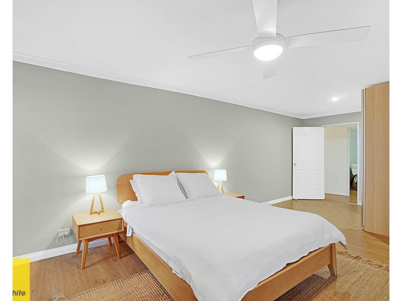 26 Whitworth Avenue, Girrawheen WA 6064