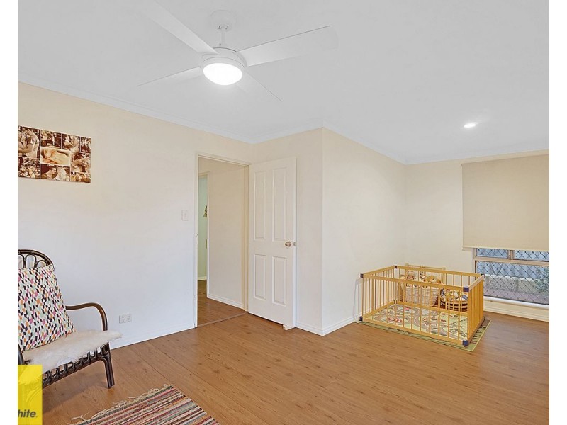 26 Whitworth Avenue, Girrawheen WA 6064