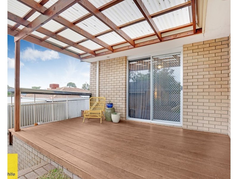 26 Whitworth Avenue, Girrawheen WA 6064