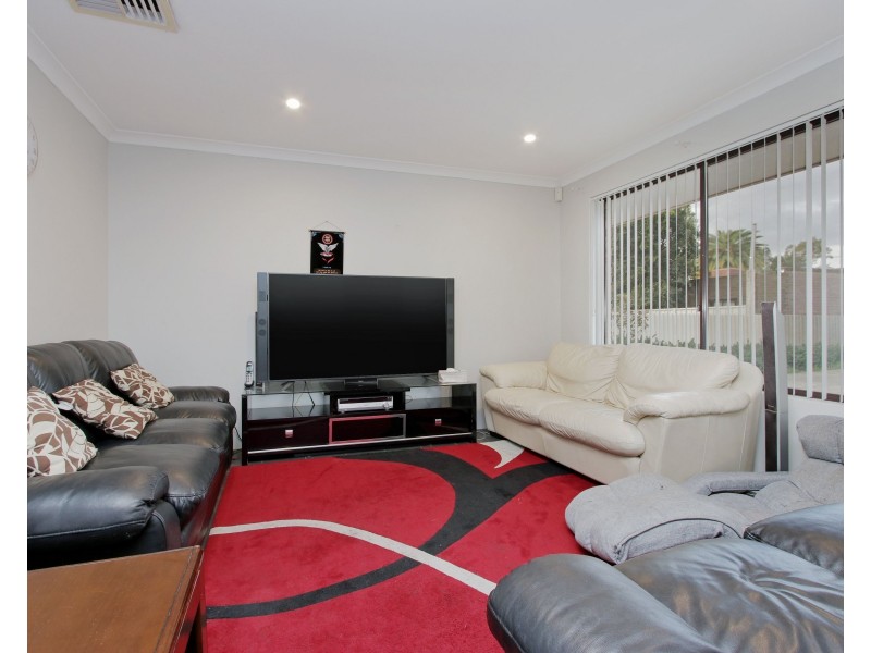 21 Rosemead Avenue, Beechboro WA 6063