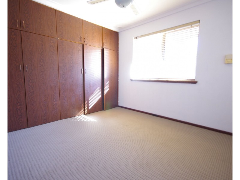 62 Dutton Crescent, Hamersley WA 6022