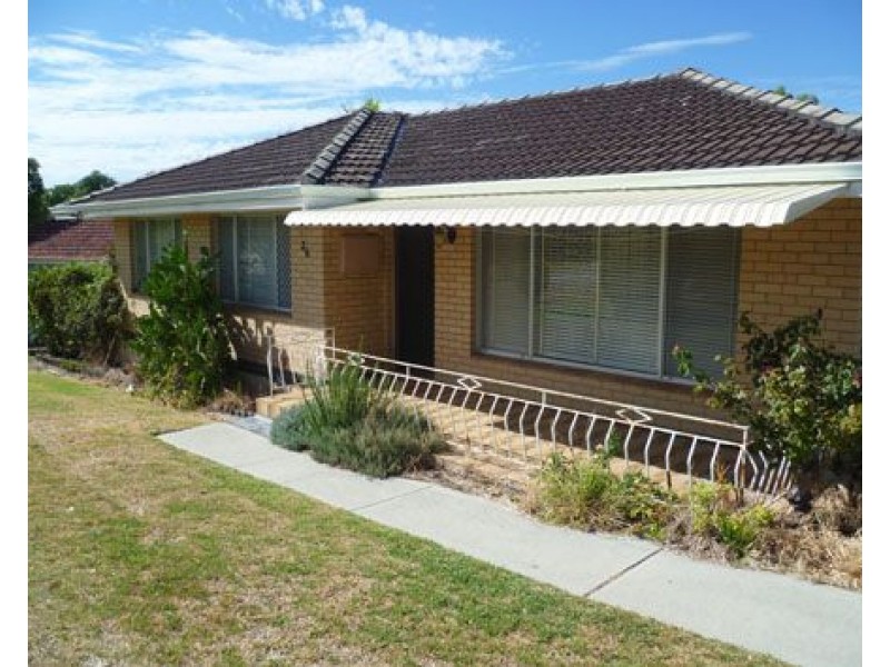 26 Peppering Way, Westminster WA 6061