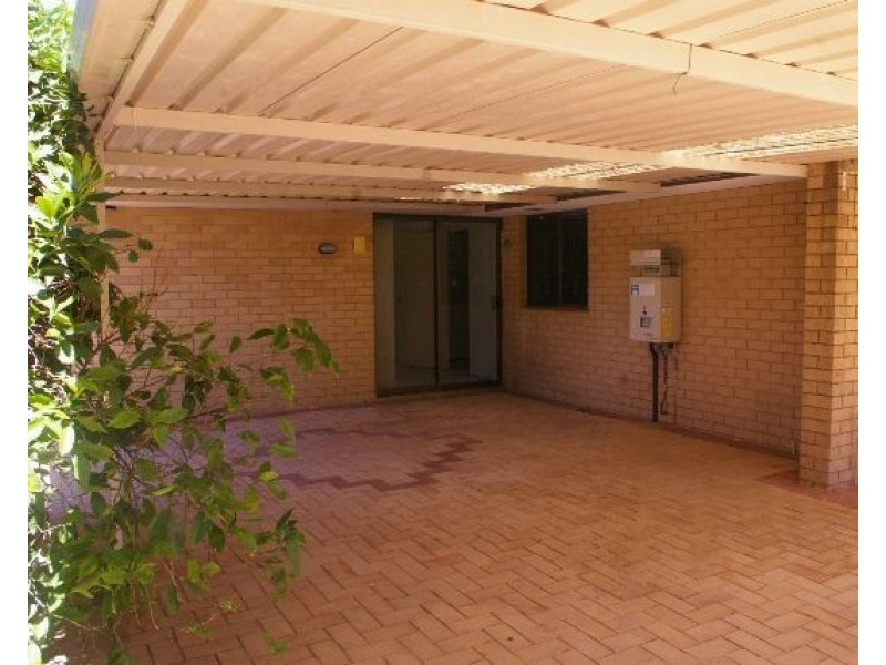 12 Roxwell Way, Girrawheen WA 6064
