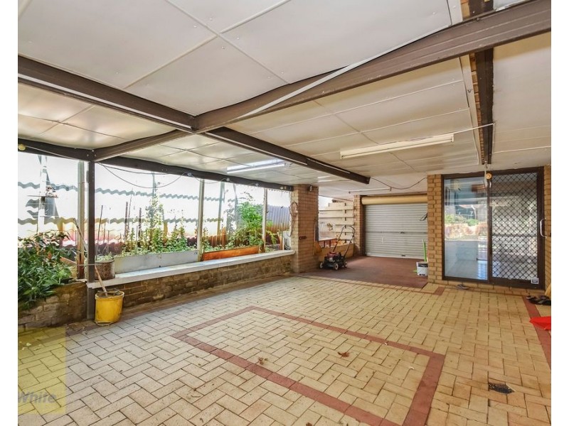 7 Bacon Place, Beechboro WA 6063