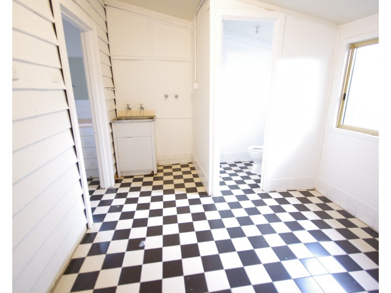 106 Summers Street, Perth WA 6000