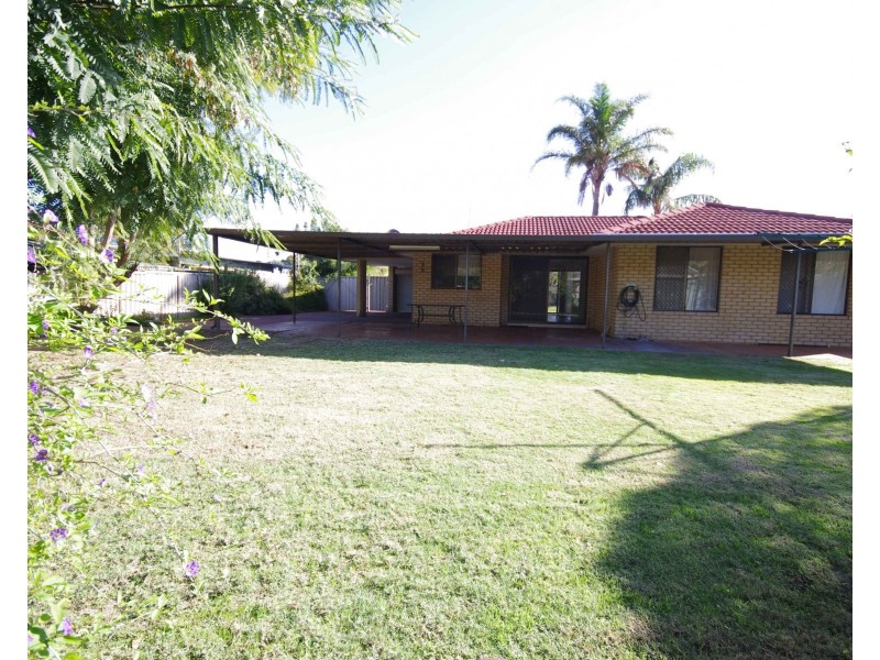 22 Columbia Way, Beechboro WA 6063