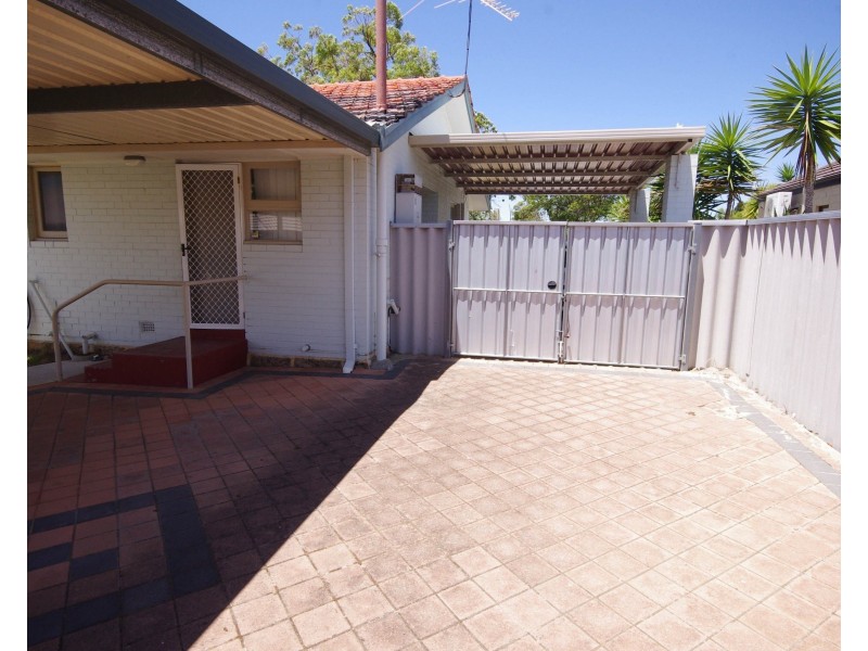 29 Stroughton Road, Westminster WA 6061