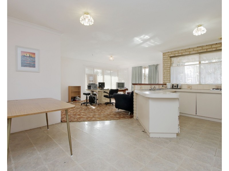 6 Jana Court, Beechboro WA 6063