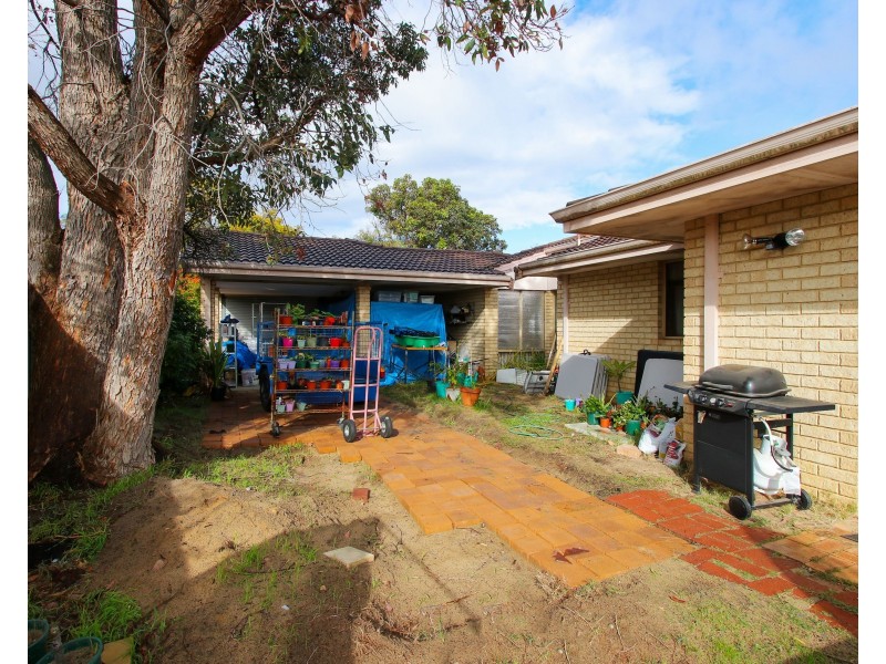 6 Jana Court, Beechboro WA 6063