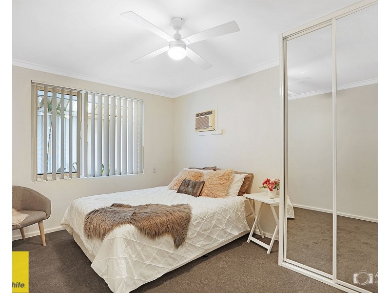 12 Buntine Way, Girrawheen WA 6064