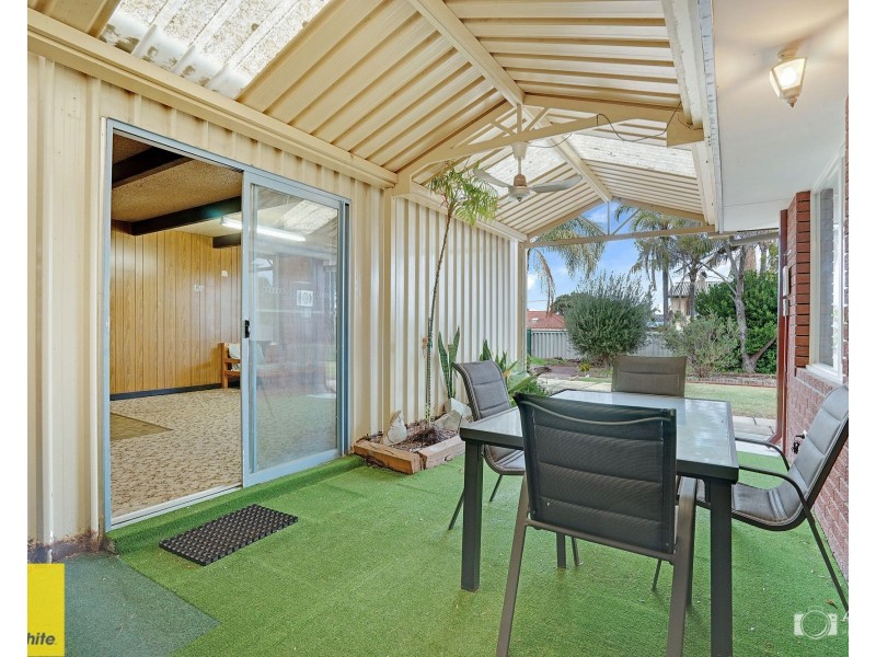 12 Buntine Way, Girrawheen WA 6064