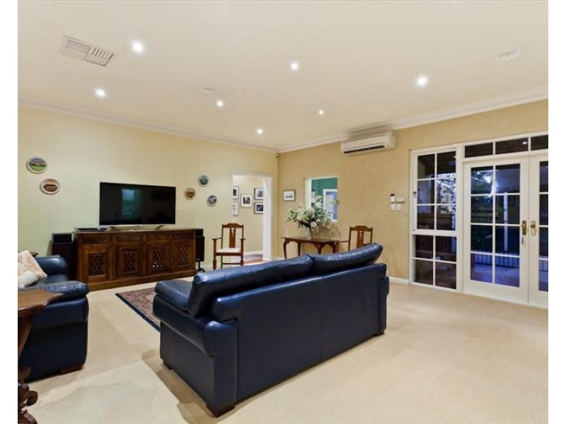 34 Tain Street, Applecross WA 6153