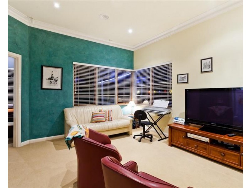 34 Tain Street, Applecross WA 6153