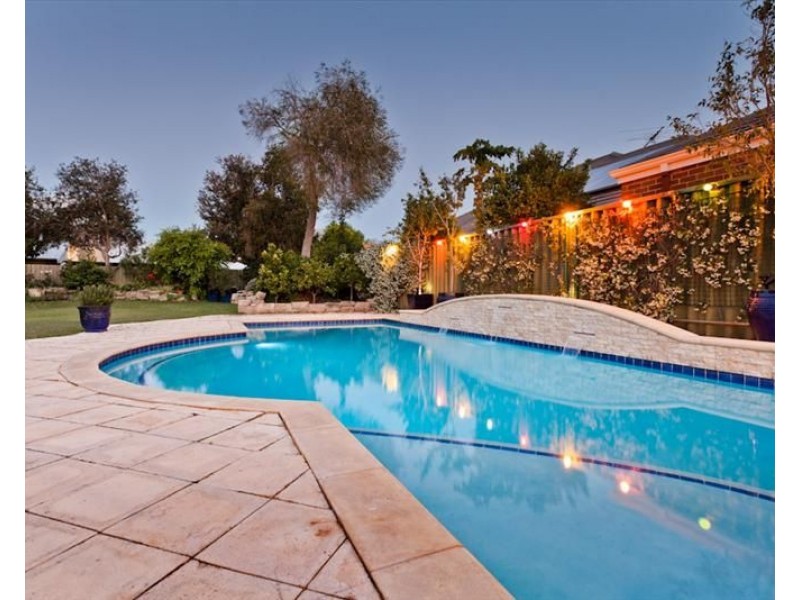 34 Tain Street, Applecross WA 6153