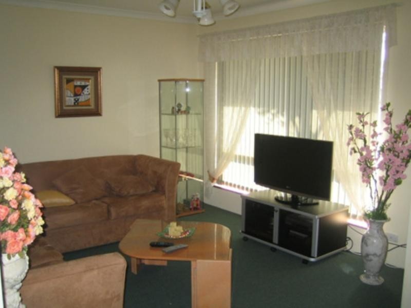 9 Bougainvillea Court, Marangaroo WA 6064