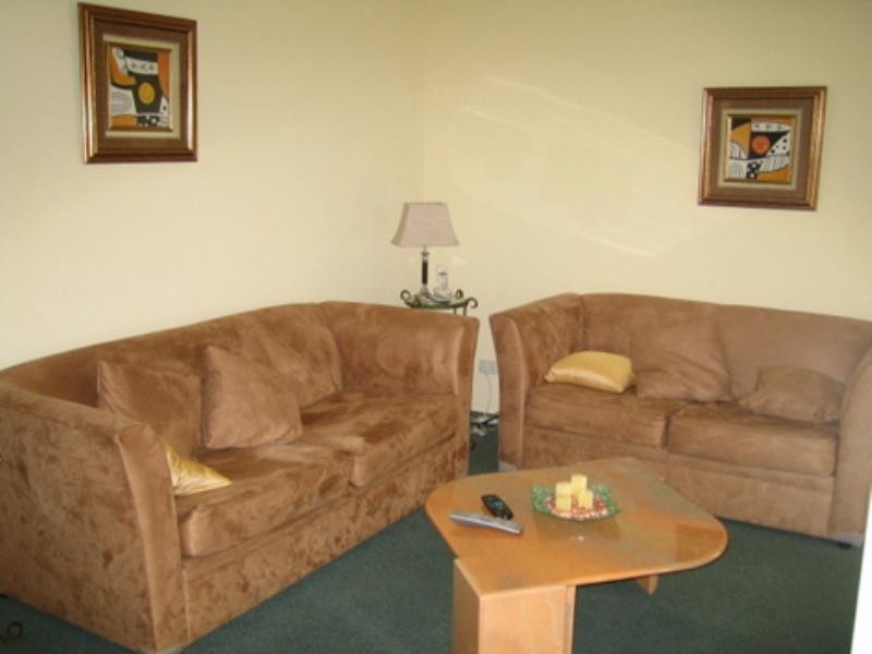 9 Bougainvillea Court, Marangaroo WA 6064