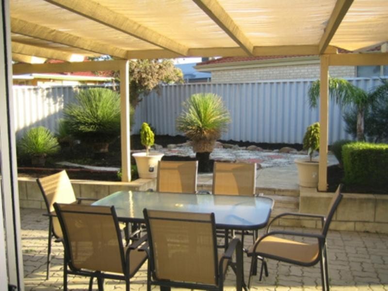 9 Bougainvillea Court, Marangaroo WA 6064