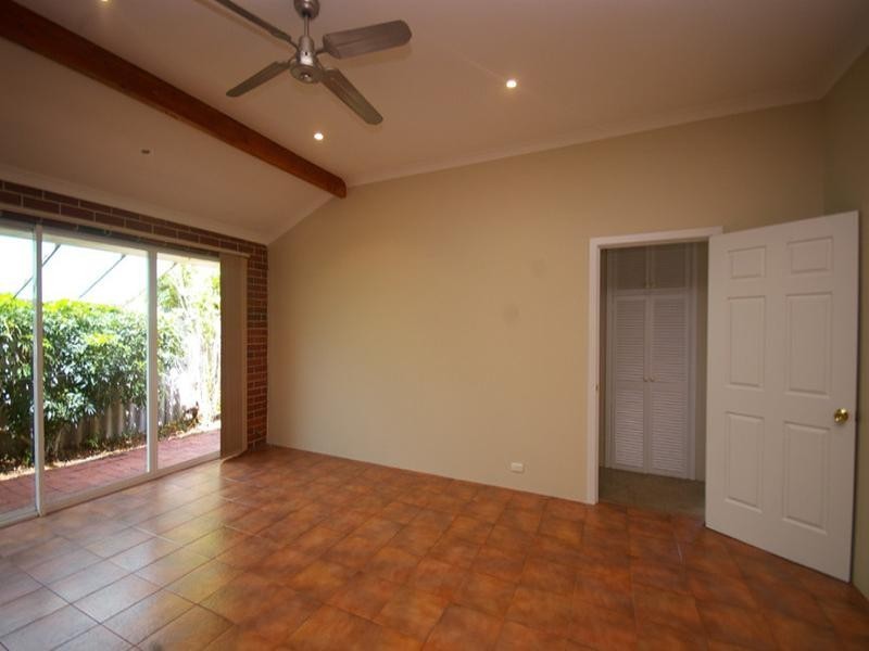 14 Island Retreat, Ballajura WA 6066