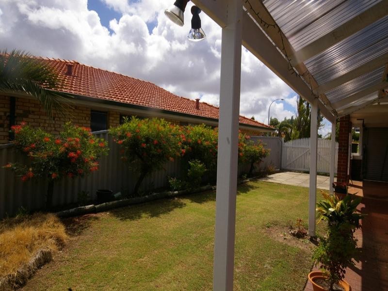 14 Island Retreat, Ballajura WA 6066
