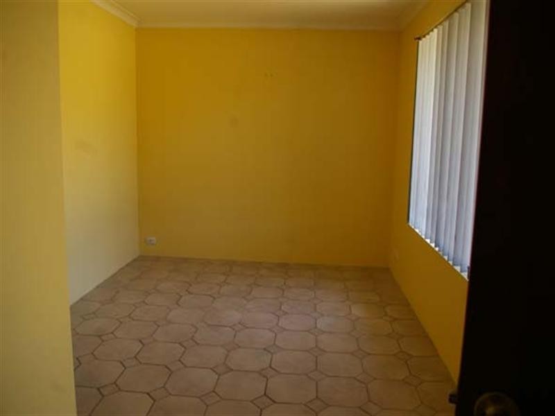 5 Lambourne Retreat, Mirrabooka WA 6061