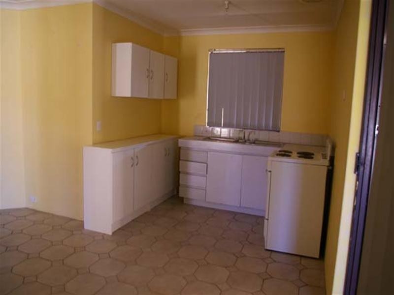 5 Lambourne Retreat, Mirrabooka WA 6061