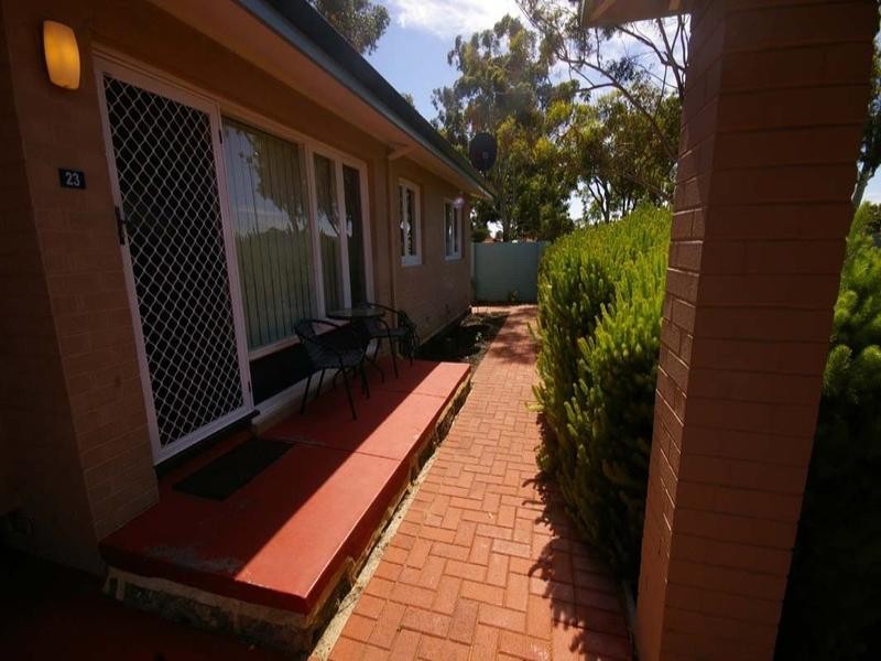 Girrawheen WA 6064